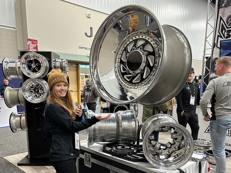 Trade show: wheel rim display