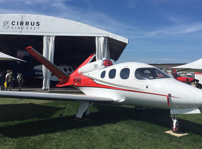 Cirrus Vision at EAA show