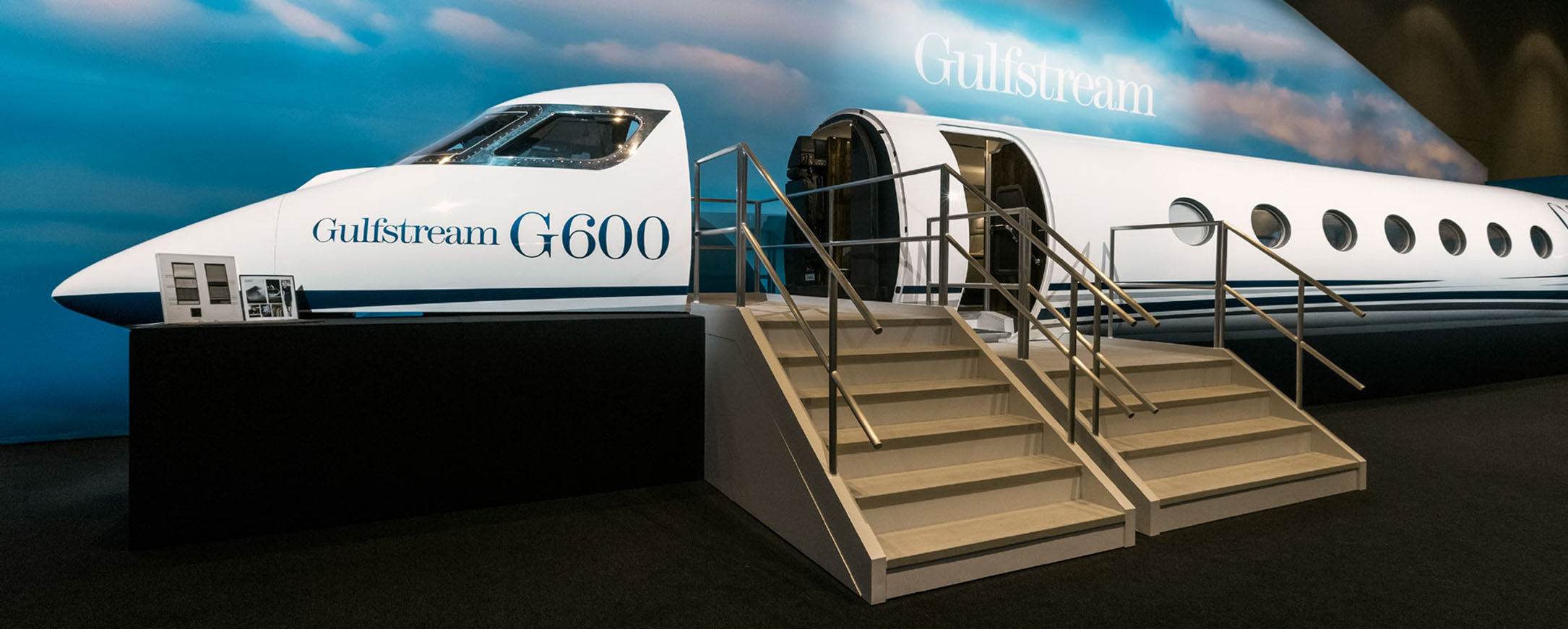 Gulfstream G600 prototype on display